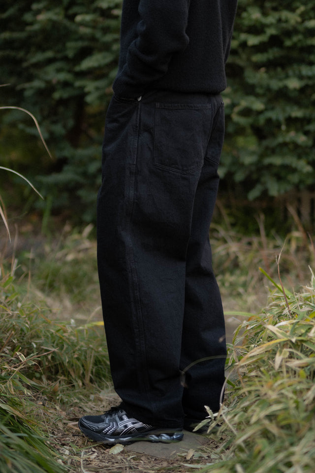 COMOLI, Denim Belted Pants Black, Size 3