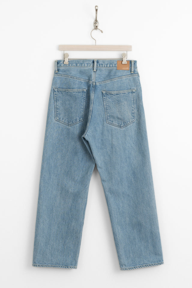 HATSKI, Wide Tapered Selvedge Denim Used Ice Blue, Size 2 perfect circle men's seasonal and consignment online fashion shop