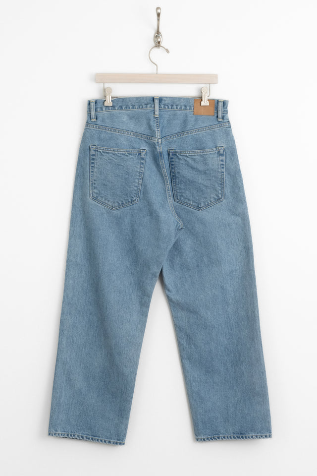 HATSKI 25SS Wide Tapered Selvedge Denim Ice Blue Wash Perfect Circle men's seasonal and consignment online fashion shop