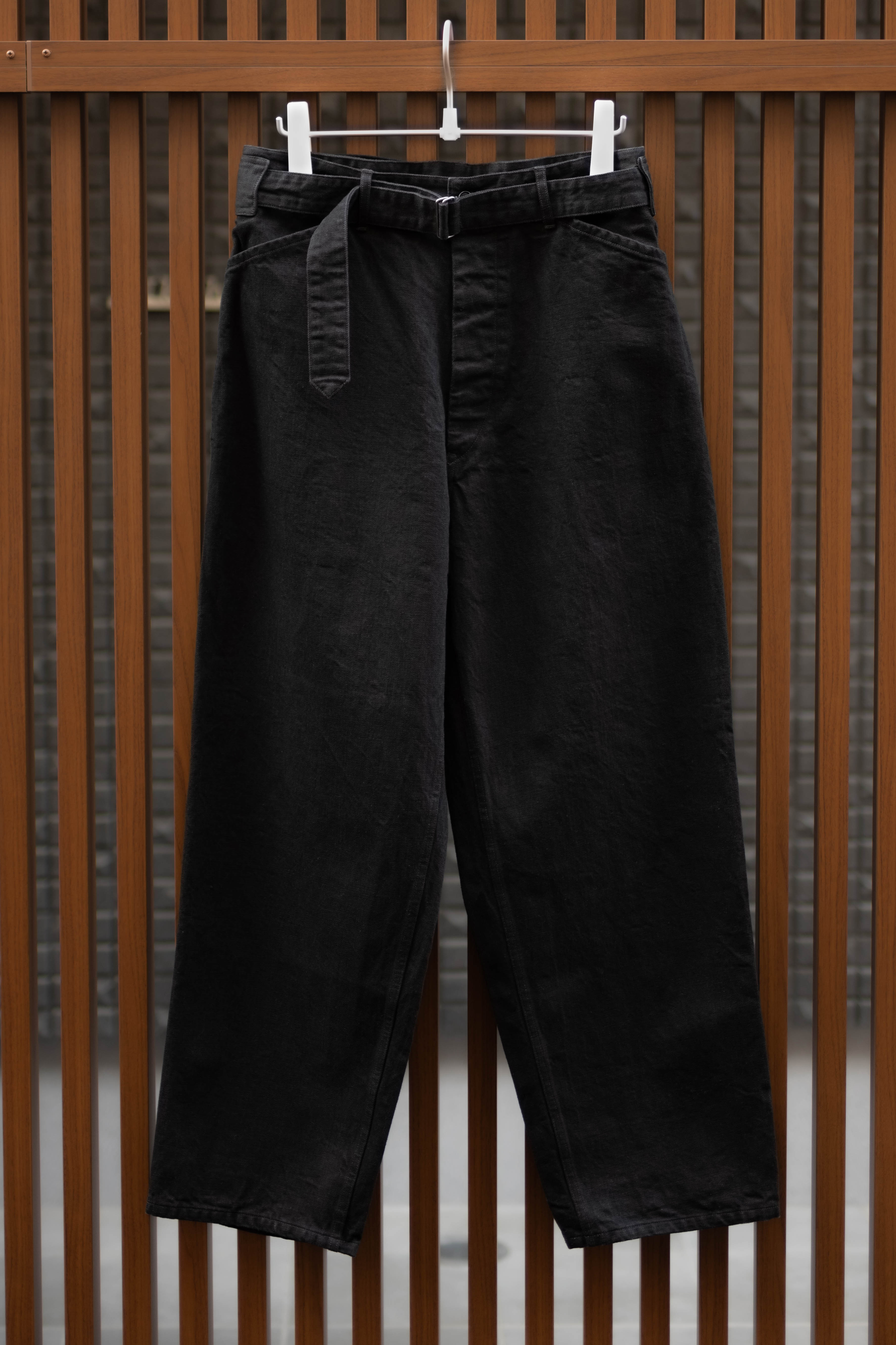 COMOLI, Denim Belted Pants Black, Size 3 – Perfect Circle