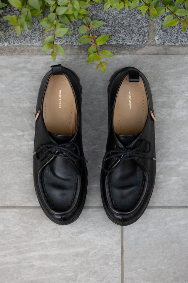 Hender Scheme, Tirolean 2146 Black, Size 42